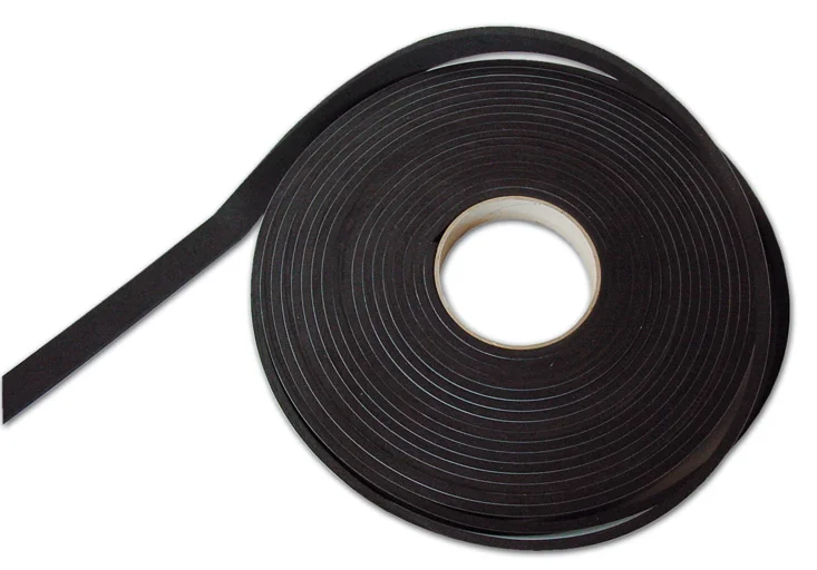 Parafreddo Adesivo in Gomma Nero, 20x5 mm x 10 m - Maurer